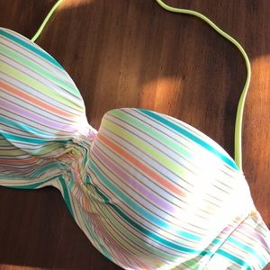 Victoria’s Secret bathing suit top 38D